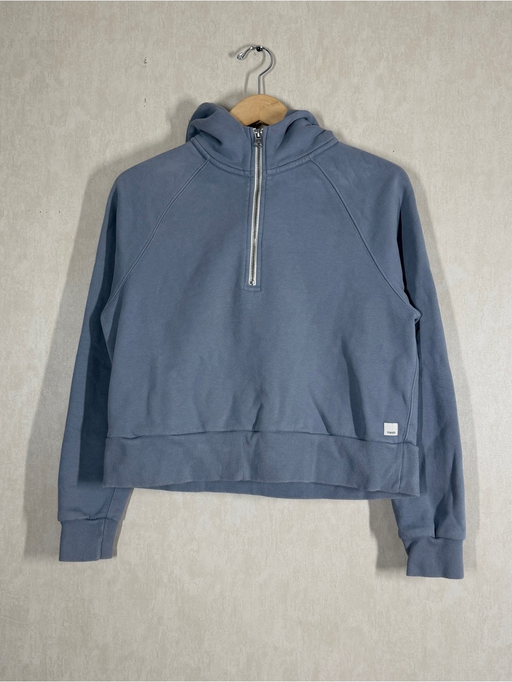 Vuori Women’s Restore Half Zip Hoodie Sweatshirt Pullover in Blue S